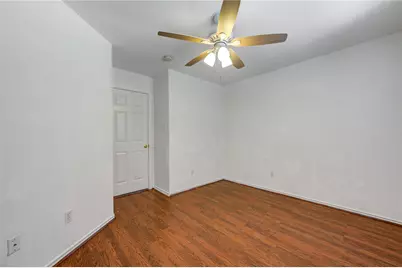 225 E Summerhaze, The Woodlands, TX 77382 - Photo 38