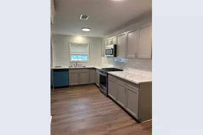 4115 Tidewater Drive, Houston, TX 77045 - Photo 2