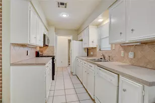5843 Shurmard Dr, Houston, TX 77092 - Photo 8