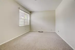 5843 Shurmard Dr, Houston, TX 77092 - Photo 4