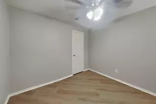 11578 Withers Way Cir, Houston, TX 77065 - Photo 10