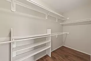 9418 Belleclaire Ln, Houston, TX 77044 - Photo 32