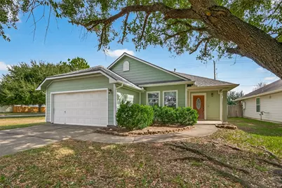 9418 Belleclaire Lane, Houston, TX 77044 - Photo 4