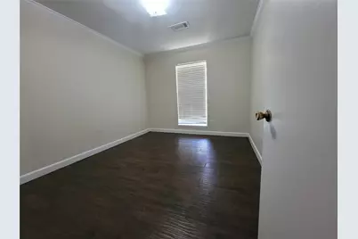 9322 Fairdale Lane, Houston, TX 77063 - Photo 14