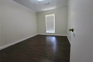 9322 Fairdale Ln, Houston, TX 77063 - Photo 14