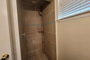 9322 Fairdale Ln, Houston, TX 77063 - Photo 12