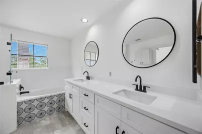 939 Colorado Street #20, Houston, TX 77007 - Photo 34