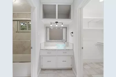 99 Summer Crest Circle, The Woodlands, TX 77381 - Photo 18