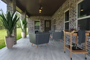 1920 Rollingwood Dr, Huntsville, TX 77340 - Photo 2