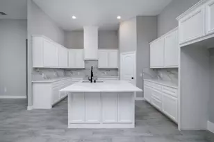 1920 Rollingwood Dr, Huntsville, TX 77340 - Photo 10