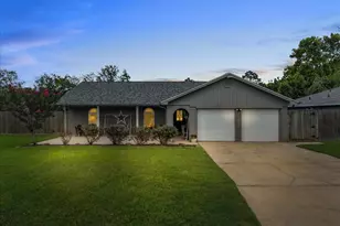 12603 C Bar Cir, Santa Fe, TX 77510 - Photo 2