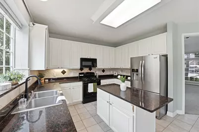 2413 Piney Woods Drive, Pearland, TX 77581 - Photo 10
