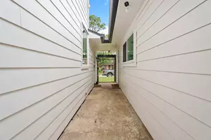 15118 Torry Pines Rd, Houston, TX 77062 - Photo 36