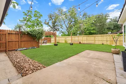 15118 Torry Pines Road, Houston, TX 77062 - Photo 32
