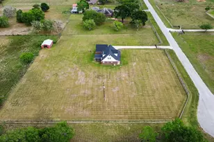 602 Cedar Creek Dr, Needville, TX 77461 - Photo 10