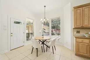 13331 Brentonwood Ln, Houston, TX 77077 - Photo 6