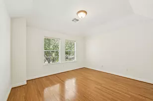 13331 Brentonwood Ln, Houston, TX 77077 - Photo 32