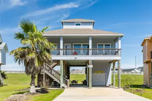 25222 Intrepid Ln, Galveston, TX 77554 - Photo 1