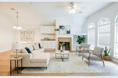7915 Quail Meadow Drive, Houston, TX 77071 - Photo 2