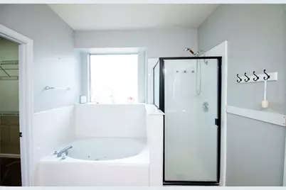 3318 Shadowcrest Court, Montgomery, TX 77356 - Photo 10