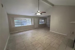 11810 Grapewood Dr, Houston, TX 77089 - Photo 2