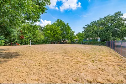 4503 Collingsworth Street, Houston, TX 77026 - Photo 2