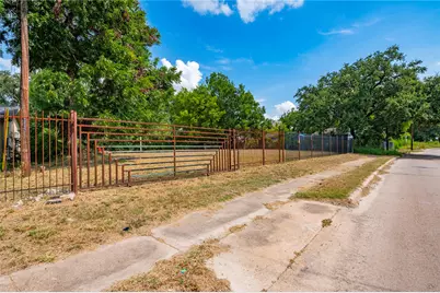 4503 Collingsworth Street, Houston, TX 77026 - Photo 8