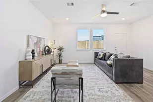 5923 Manning Oaks St, Houston, TX 77091 - Photo 8