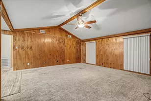 120 Fern Ln, Highlands, TX 77562 - Photo 10
