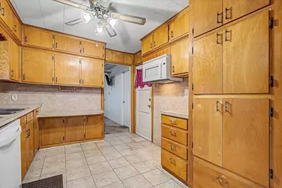 120 Fern Lane, Highlands, TX 77562 - Photo 6