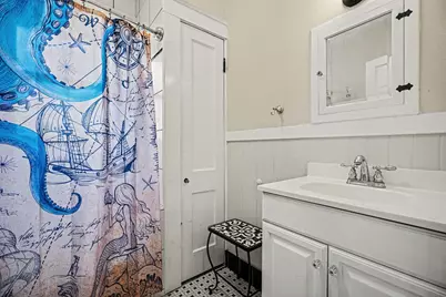 2524 Avenue Q 1/2, Galveston, TX 77550 - Photo 22