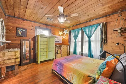 2524 Avenue Q 1/2, Galveston, TX 77550 - Photo 44