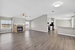 8907 County Rd 511, Rosharon, TX 77583 - Photo 6