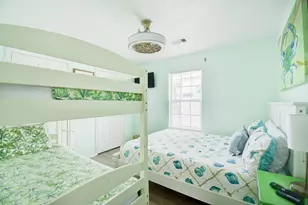 906 Meynig Dr, Crystal Beach, TX 77650 - Photo 24