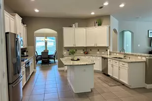 2600 Mystic Springs Ln, League City, TX 77573 - Photo 4