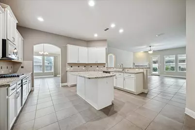 2600 Mystic Springs Lane, League City, TX 77573 - Photo 6