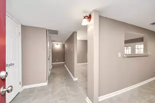5005 Georgi Ln, Houston, TX 77092 - Photo 10