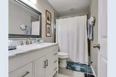 10309 Chesterfield Drive, Houston, TX 77051 - Photo 12