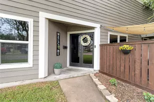 1217 Ivy Ave, Deer Park, TX 77536 - Photo 2
