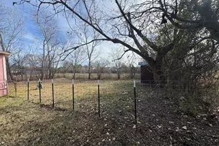 301 Dogwood Ave, Princeton, TX 75407 - Photo 4