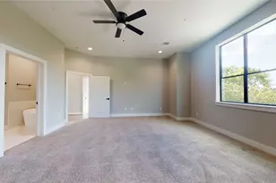 806 E 39th St, Houston, TX 77022 - Photo 20