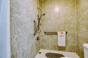 6204 Creekside Ln, League City, TX 77573 - Photo 18