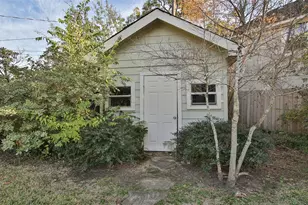 4809 Saxon St, Bellaire, TX 77401 - Photo 34