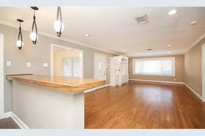 4809 Saxon Street, Bellaire, TX 77401 - Photo 16