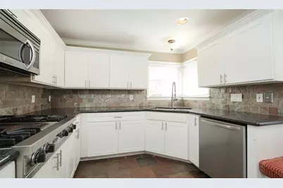 4809 Saxon Street, Bellaire, TX 77401 - Photo 14