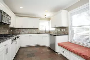 4809 Saxon St, Bellaire, TX 77401 - Photo 12