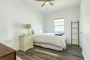 13817 Doubloon Ave, Galveston, TX 77554 - Photo 28