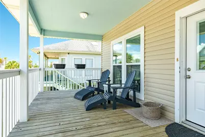 13817 Doubloon Avenue, Galveston, TX 77554 - Photo 4