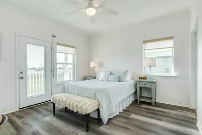 13817 Doubloon Avenue, Galveston, TX 77554 - Photo 22