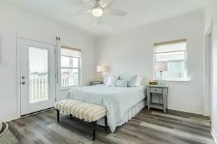 13817 Doubloon Ave, Galveston, TX 77554 - Photo 22